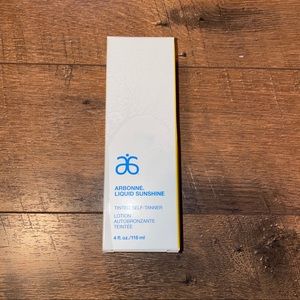 NWT Arbonne Self Tanner